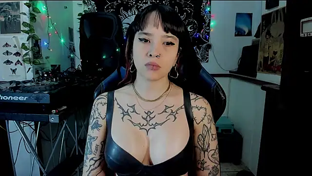Snapshot of Demongirl6666 chatting on 19, 3, 2025 Demongirl6666 online show from 19, 3, 2025