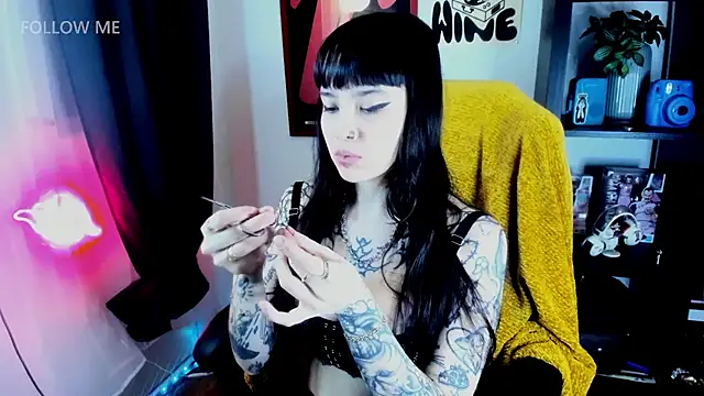 Snapshot of Demongirl6666 chatting on 16, 3, 2026 Demongirl6666 online show from 16, 3, 2026