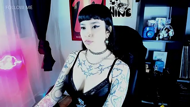 Snapshot of Demongirl6666 chatting on 11, 4, 2026 Demongirl6666 online show from 11, 4, 2026