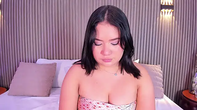 HannaKarson online show from 12, 4, 2026