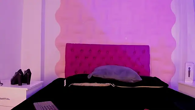 Natasha Nasty2 online show from 6, 11, 2025