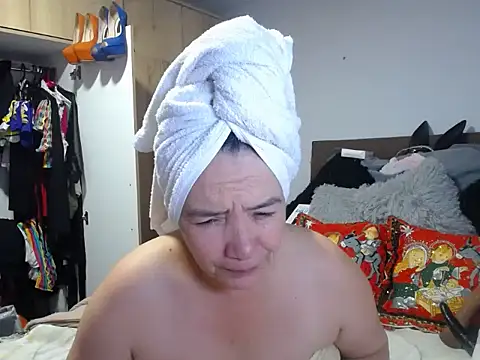 Sweeetness Milf online show from 17, 12, 2024