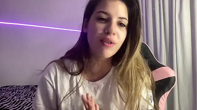 Snapshot of Lolykush chatting on 15, 3, 2025 Lolykush online show from 15, 3, 2025