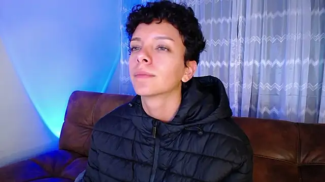 peyton golden1 online show from 4, 12, 2024