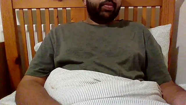 whoreboi98 online show from 19, 4, 2026