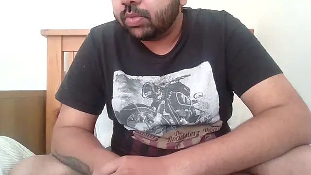 whoreboi98 online show from 24, 4, 2026