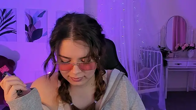 KeytSilvas online show from 12, 2, 2025