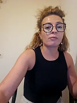 Selenna emma online show from 10, 10, 2025