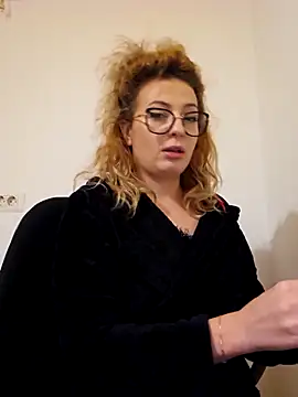 Selenna emma online show from 22, 11, 2025