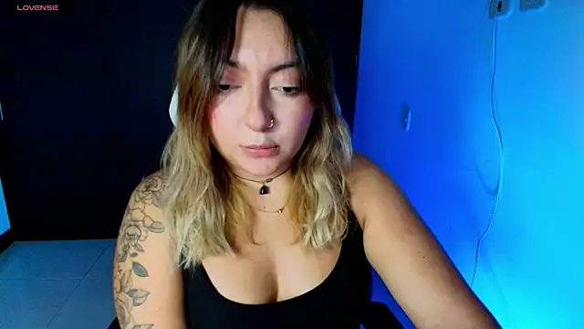 miaawild online show from 4, 12, 2025