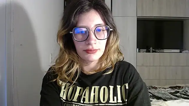 mariana124- online show from 17, 12, 2024