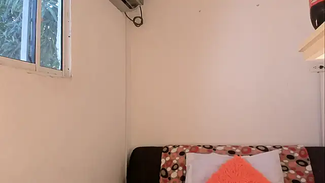 Snapshot of meganrossee69 chatting on 21, 1, 2025 meganrossee69 online show from 21, 1, 2025