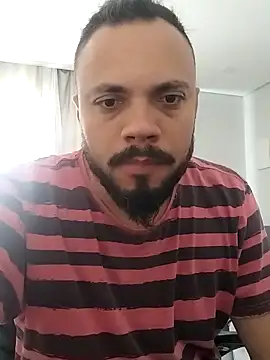 Snapshot of morenindarola chatting on 12, 11, 2025 morenindarola online show from 12, 11, 2025