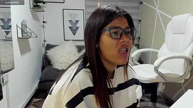 Enma  clark online show from 14, 3, 2026