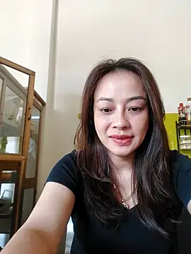 Baby-bigboobs2024 online show from 2, 3, 2025