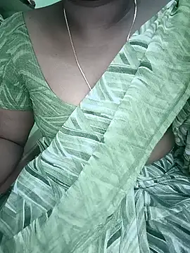 Snapshot of tamil_subha69 chatting on 3, 12, 2024 tamil subha69 online show from 3, 12, 2024