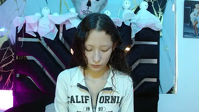 abbycutecs online show from 29, 10, 2025