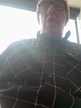 Snapshot of twist699 chatting on 25, 3, 2026 twist699 online show from 25, 3, 2026