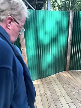 Snapshot of twist699 chatting on 4, 4, 2026 twist699 online show from 4, 4, 2026