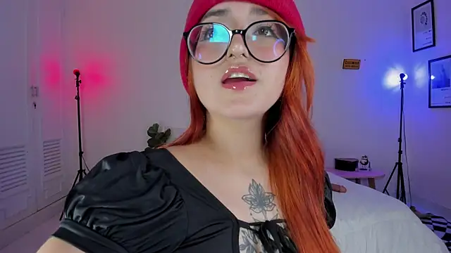 SweetJennaa online show from 17, 1, 2025