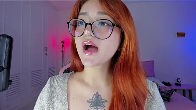 SweetJennaa online show from 18, 1, 2025