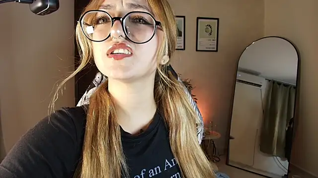 SweetJennaa online show from 1, 6, 2026
