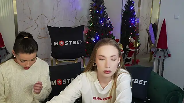 Gabriella054 online show from 3, 1, 2025