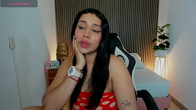 venuz lee online show from 25, 1, 2025