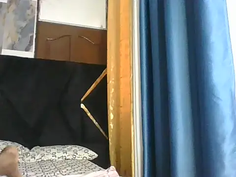 Snapshot of vannessa chatting on 7, 7, 2026 vannessa online show from 7, 7, 2026