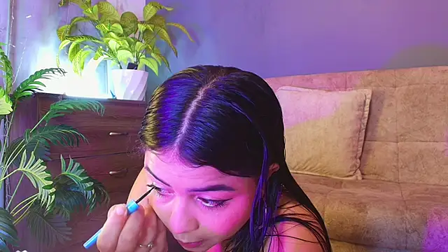 Snapshot of jade_brunnette chatting on 8, 6, 2026 jade brunnette online show from 8, 6, 2026