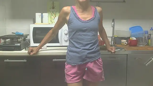 Snapshot of couplemilf2 chatting on 1, 7, 2026 couplemilf2 online show from 1, 7, 2026