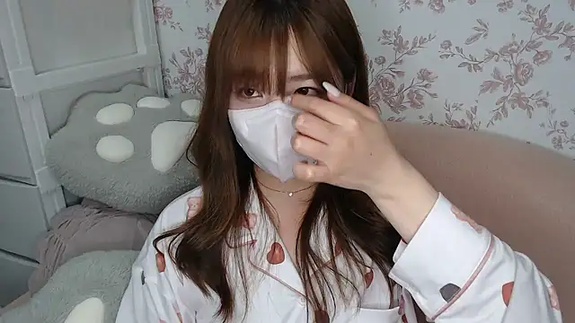 Snapshot of mei_hosina chatting on 23, 4, 2026 mei hosina online show from 23, 4, 2026