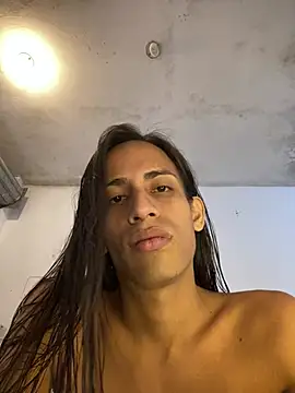 Snapshot of AlexaWarner chatting on 22, 6, 2026 AlexaWarner online show from 22, 6, 2026