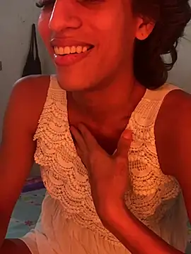 Snapshot of AlexaWarner chatting on 24, 7, 2026 AlexaWarner online show from 24, 7, 2026