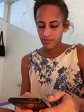 Snapshot of AlexaWarner chatting on 26, 7, 2026 AlexaWarner online show from 26, 7, 2026