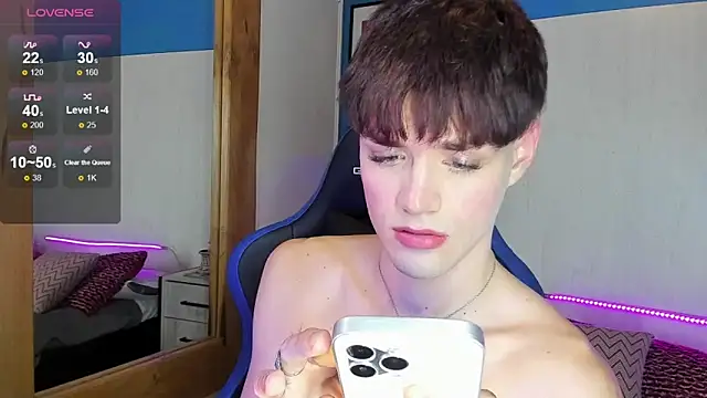 Snapshot of VladHellsing4 chatting on 3, 3, 2025 VladHellsing4 online show from 3, 3, 2025