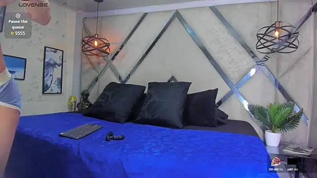 VladHellsing4 online show from 15, 10, 2025