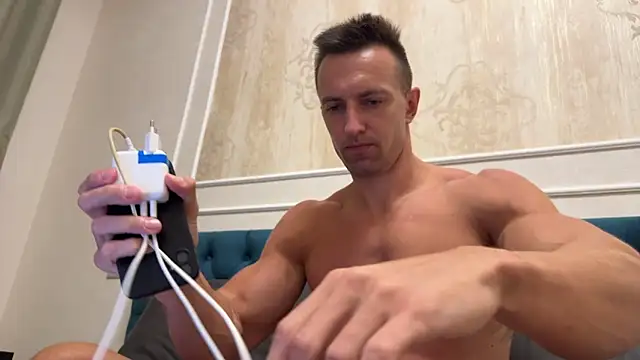 Snapshot of Andy_pecman chatting on 11, 10, 2025 Andy pecman online show from 11, 10, 2025