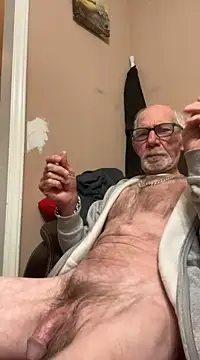 Snapshot of bobby123D chatting on 12, 2, 2025 bobby123D online show from 12, 2, 2025