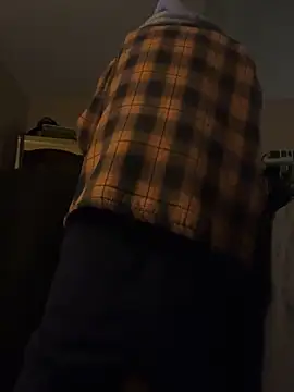 Snapshot of bobby123D chatting on 13, 2, 2025 bobby123D online show from 13, 2, 2025