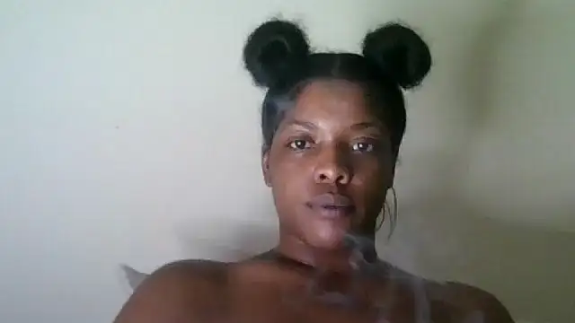 Snapshot of CaramelGoddessxoxo chatting on 6, 8, 2026 CaramelGoddessxoxo online show from 6, 8, 2026