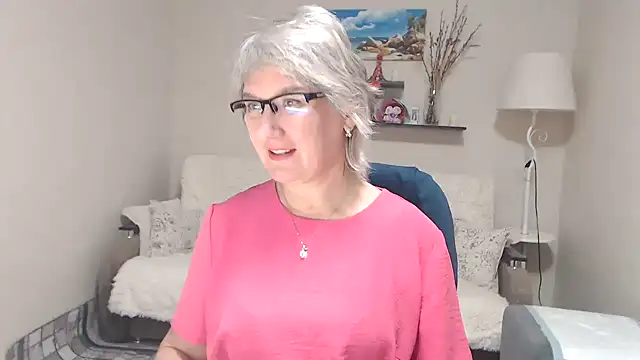 FleurMays online show from 12, 11, 2025