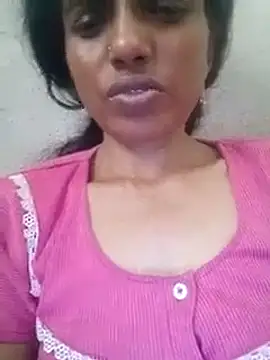 Snapshot of Gautami-telugu chatting on 19, 9, 2025 Gautami-telugu online show from 19, 9, 2025