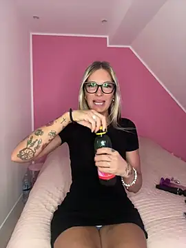 Lydie off online show from 12, 2, 2025