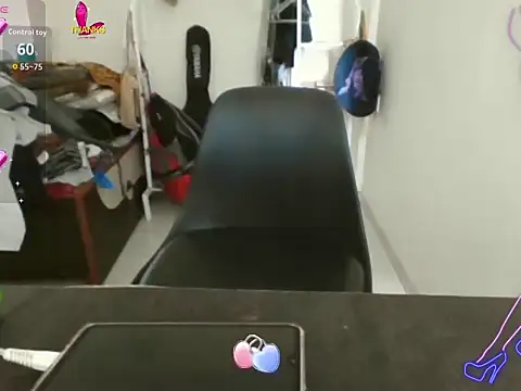 MakeMeCumAhh online show from 18, 2, 2026