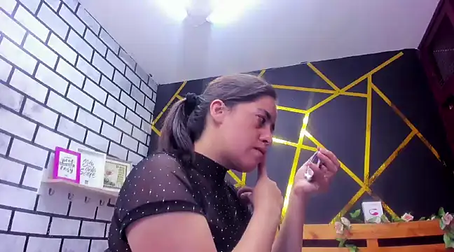 kathina giraldo online show from 24, 12, 2024