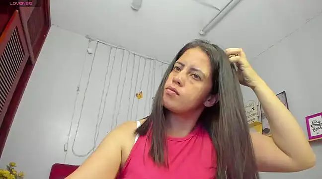 kathina giraldo online show from 12, 3, 2025