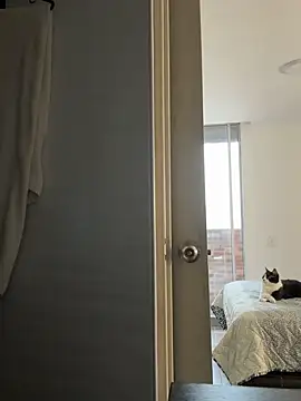 SofiaG  online show from 28, 2, 2025