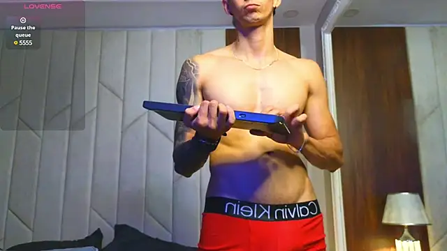 OliverBennet online show from 11, 3, 2025