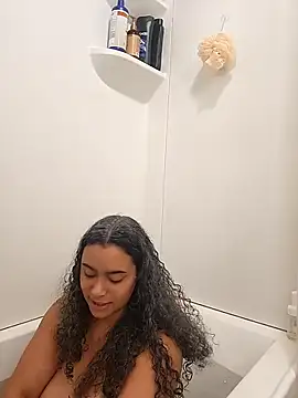 cinnaminnie online show from 13, 4, 2026